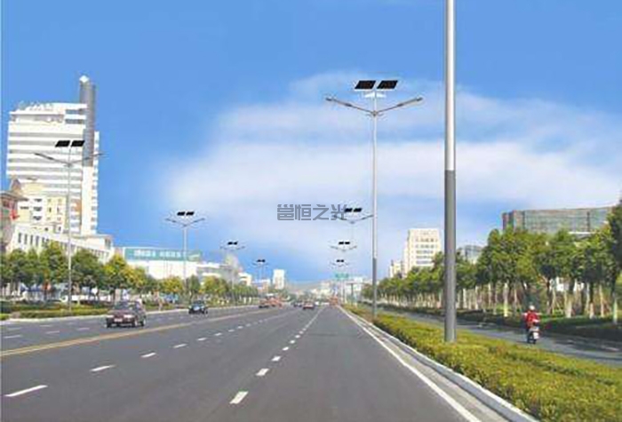 柳州3-12米太陽能燈桿3